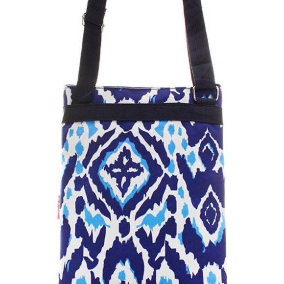 IKAT Messenger Bag - Picture 4 of 4